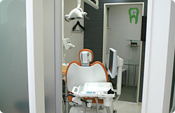 個室診療室（プライバシーを考慮した診療室）
